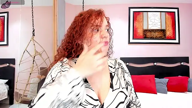 ebbafernandez  online show from June 16, 2026, 11:57 am