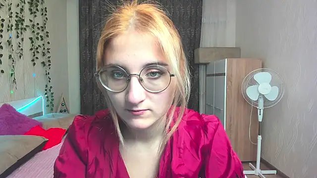 Miss Elsa  online show from December 12, 2024, 2:48 am