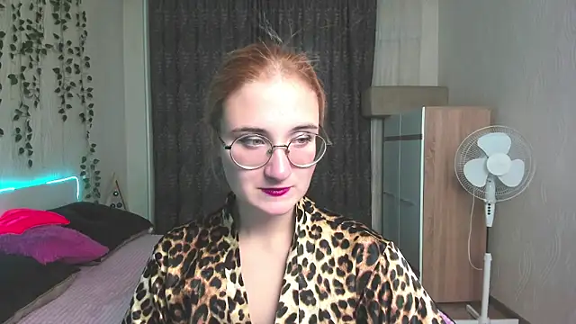 Miss Elsa  online show from December 16, 2024, 3:08 am
