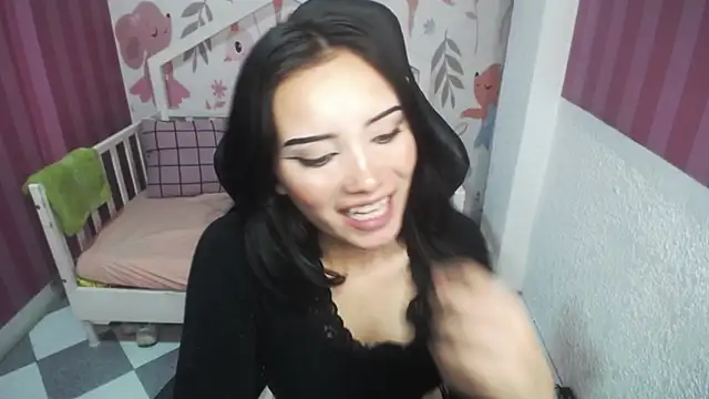Snapshot of _Esther_Toro_b chatting on December 4, 2024, 4:05 pm Esther Toro b online show from December 4, 2024, 4:05 pm