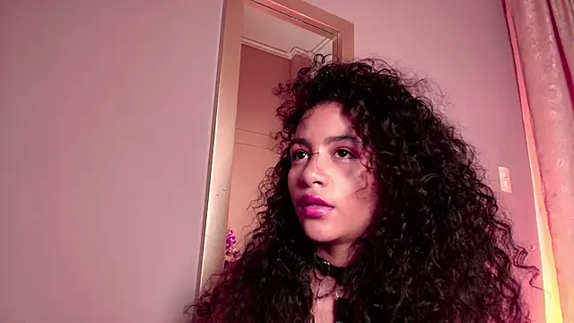 Snapshot of AntonellaHall_ chatting on April 9, 2026, 6:46 pm AntonellaHall online show from April 9, 2026, 6:46 pm