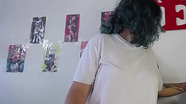 gigiqueen 18 online show from December 5, 2025, 2:14 pm