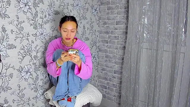 EllaSky xoxo online show from November 23, 2025, 7:35 pm