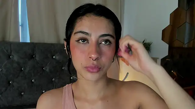 Snapshot of Alyssa_jones chatting on February 27, 2026, 3:01 pm Alyssa jones online show from February 27, 2026, 3:01 pm