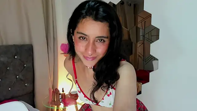 Snapshot of Alyssa_jones chatting on March 3, 2026, 8:48 pm Alyssa jones online show from March 3, 2026, 8:48 pm