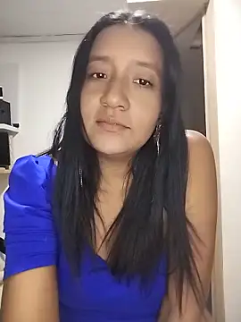 Snapshot of cami_victoria chatting on June 12, 2026, 7:13 pm cami victoria online show from June 12, 2026, 7:13 pm