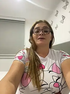 AntonellaAlondra4 online show from December 26, 2024, 6:09 am