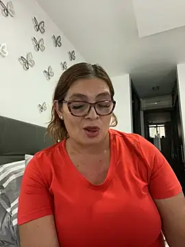 AntonellaAlondra4 online show from February 1, 2025, 6:19 pm
