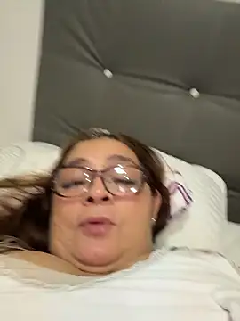 AntonellaAlondra4 online show from March 7, 2026, 3:36 am