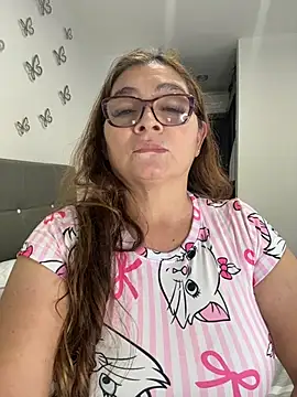 AntonellaAlondra4 online show from March 28, 2026, 3:28 am
