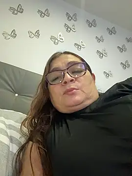 AntonellaAlondra4 online show from March 29, 2026, 12:21 am