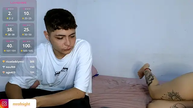 kitty of nighttt online show from November 21, 2025, 10:41 pm