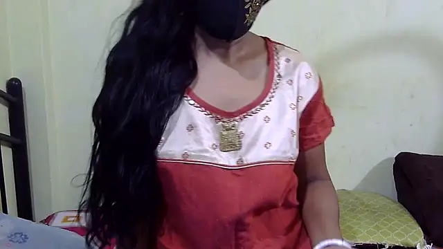 Snapshot of Pramila_Manish chatting on October 31, 2025, 3:02 pm Pramila Manish online show from October 31, 2025, 3:02 pm