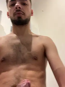 romain698 online show from February 17, 2026, 9:17 am