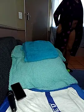 Snapshot of slimcate91 chatting on March 22, 2025, 7:15 am slimcate91 online show from March 22, 2025, 7:15 am