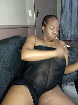 Snapshot of slimcate91 chatting on September 10, 2025, 1:05 am slimcate91 online show from September 10, 2025, 1:05 am