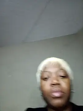 Snapshot of slimcate91 chatting on October 1, 2025, 10:49 pm slimcate91 online show from October 1, 2025, 10:49 pm