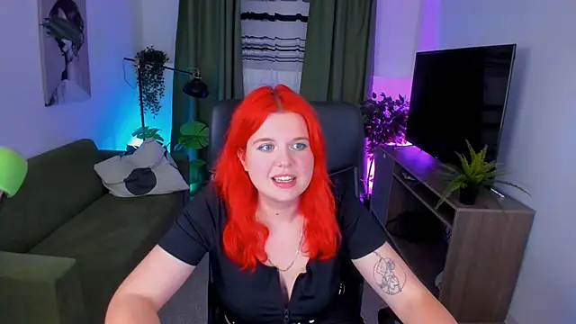 NielletaBlossom online show from December 3, 2024, 8:38 am