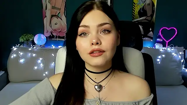 Snapshot of AkiraKatsu chatting on January 8, 2025, 8:39 pm AkiraKatsu online show from January 8, 2025, 8:39 pm