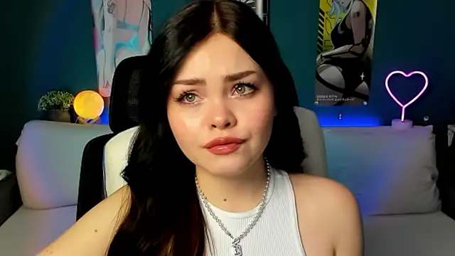 Snapshot of AkiraKatsu chatting on January 13, 2025, 5:02 pm AkiraKatsu online show from January 13, 2025, 5:02 pm