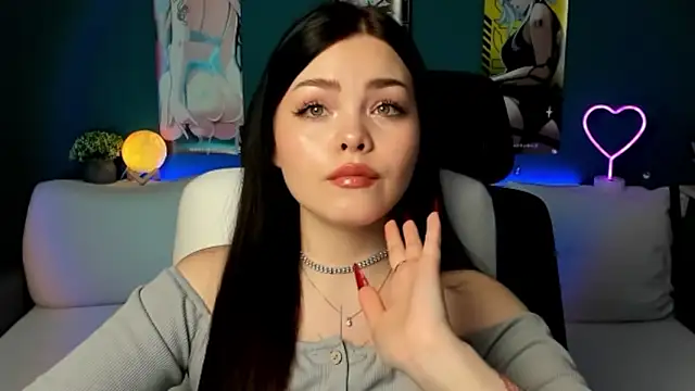 Snapshot of AkiraKatsu chatting on January 18, 2025, 5:04 pm AkiraKatsu online show from January 18, 2025, 5:04 pm