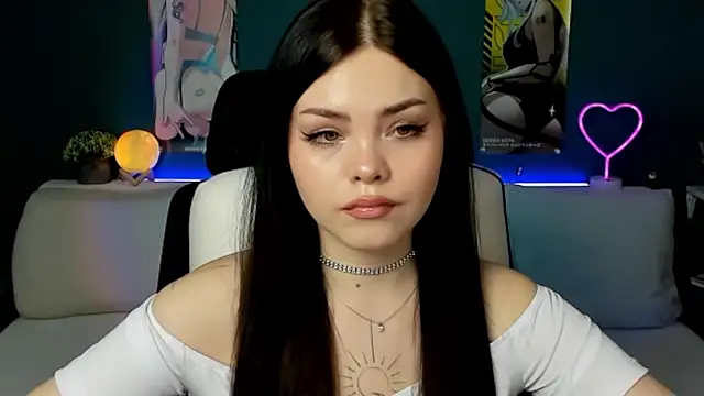 Snapshot of AkiraKatsu chatting on February 1, 2025, 5:37 pm AkiraKatsu online show from February 1, 2025, 5:37 pm