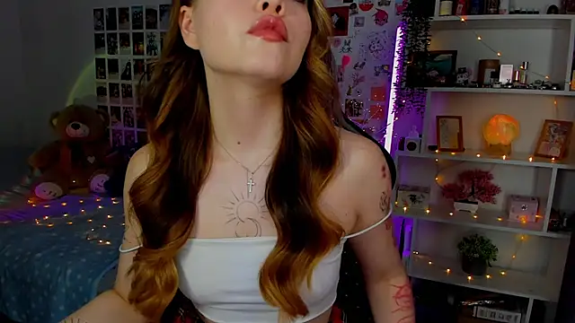 Snapshot of AkiraKatsu chatting on September 26, 2025, 11:14 am AkiraKatsu online show from September 26, 2025, 11:14 am