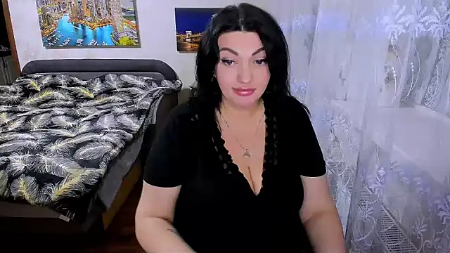 Lady Boom Wild  online show from May 5, 2026, 5:10 pm