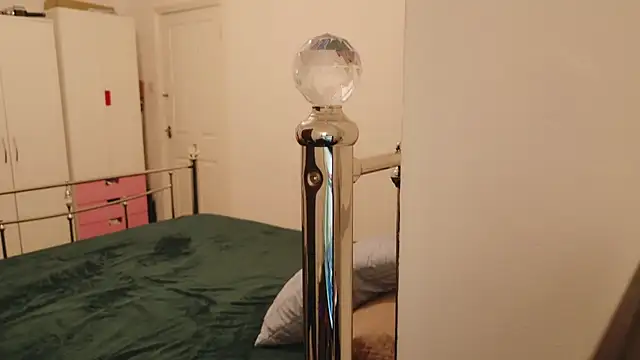 Snapshot of karlaolivia chatting on October 20, 2025, 8:48 am karlaolivia online show from October 20, 2025, 8:48 am