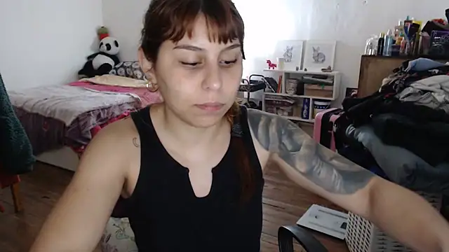 Snapshot of bunnylolaa4 chatting on October 17, 2025, 6:49 am bunnylolaa4 online show from October 17, 2025, 6:49 am