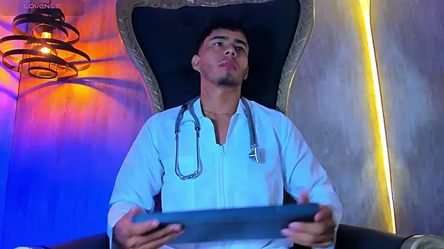 thaddeus king online show from September 27, 2025, 10:59 pm