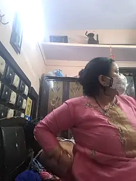 bobbyronak online show from November 1, 2025, 7:16 pm