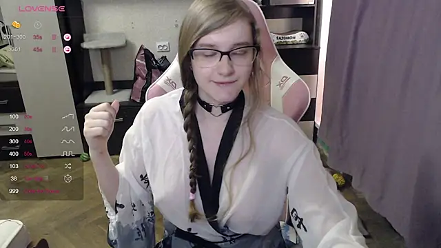 Tomato Tease online show from October 21, 2025, 2:07 pm