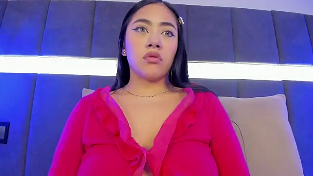 nicolle pierce online show from January 18, 2025, 3:38 pm