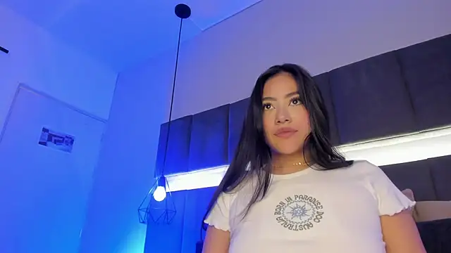 nicolle pierce online show from January 25, 2025, 6:24 pm