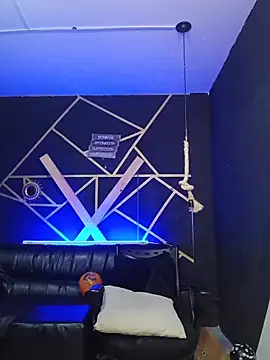 Snapshot of Gelena_Black chatting on October 20, 2025, 12:05 pm Gelena Black online show from October 20, 2025, 12:05 pm