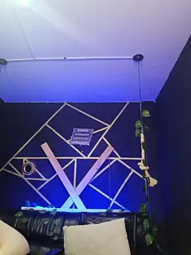 Snapshot of Gelena_Black chatting on October 31, 2025, 1:45 pm Gelena Black online show from October 31, 2025, 1:45 pm