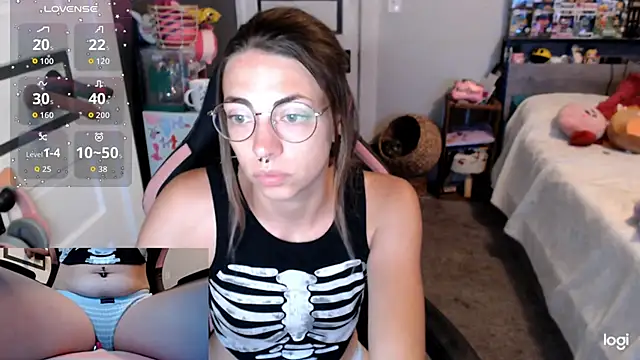 Snapshot of KSwonderland6 chatting on September 25, 2025, 3:16 pm KSwonderland6 online show from September 25, 2025, 3:16 pm