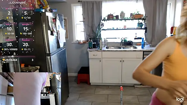 Snapshot of KSwonderland6 chatting on October 27, 2025, 4:00 pm KSwonderland6 online show from October 27, 2025, 4:00 pm