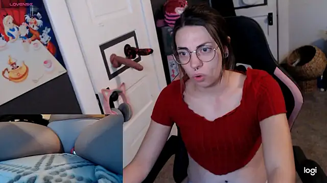 Snapshot of KSwonderland6 chatting on January 6, 2026, 7:06 pm KSwonderland6 online show from January 6, 2026, 7:06 pm