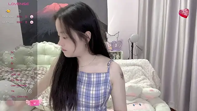 Mia-6688 online show from January 14, 2025, 5:12 pm