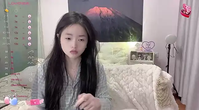 Mia-6688 online show from January 22, 2025, 4:44 pm
