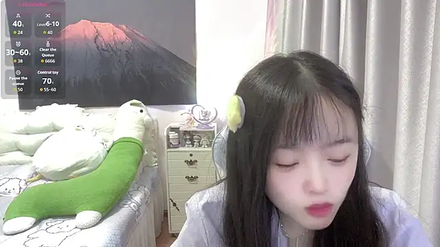 Mia-6688 online show from September 9, 2025, 4:45 am