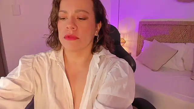 gipsela gomez online show from June 20, 2026, 7:16 pm