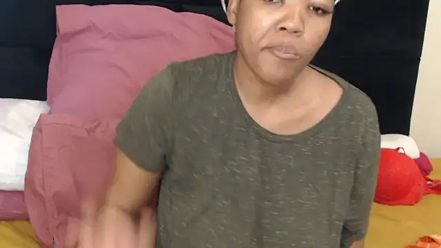 Snapshot of Busty-Londie chatting on September 26, 2025, 3:38 pm Busty-Londie online show from September 26, 2025, 3:38 pm