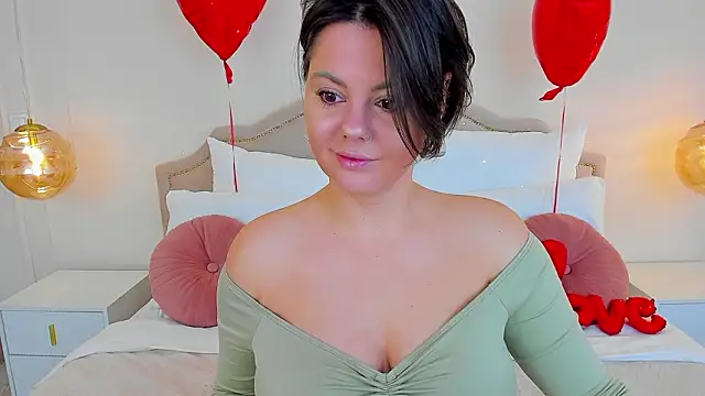 Snapshot of Lady_AliBi chatting on February 15, 2026, 7:38 am Lady AliBi online show from February 15, 2026, 7:38 am