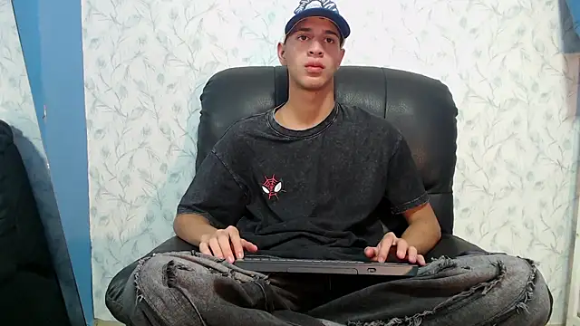 Tyler Rodriguez online show from February 5, 2026, 1:16 pm