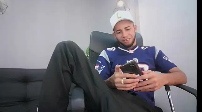 Snapshot of jhon_ath chatting on January 30, 2025, 1:11 am jhon ath online show from January 30, 2025, 1:11 am