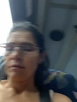 MireyaTorresGu online show from June 24, 2026, 1:43 pm
