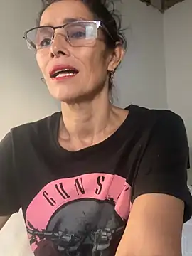 MireyaTorresGu online show from July 7, 2026, 1:15 pm